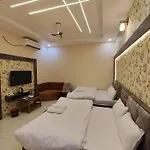 Hotel Mangal Murti